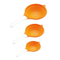 silicone colander